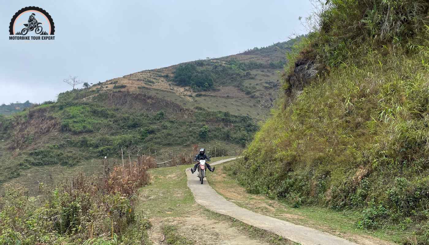 Introduction to motorbike tour in Vietnam