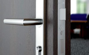 khóa cửa điện tử hafele