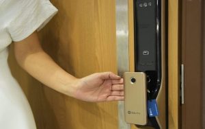 Khóa cửa điện tử Solity