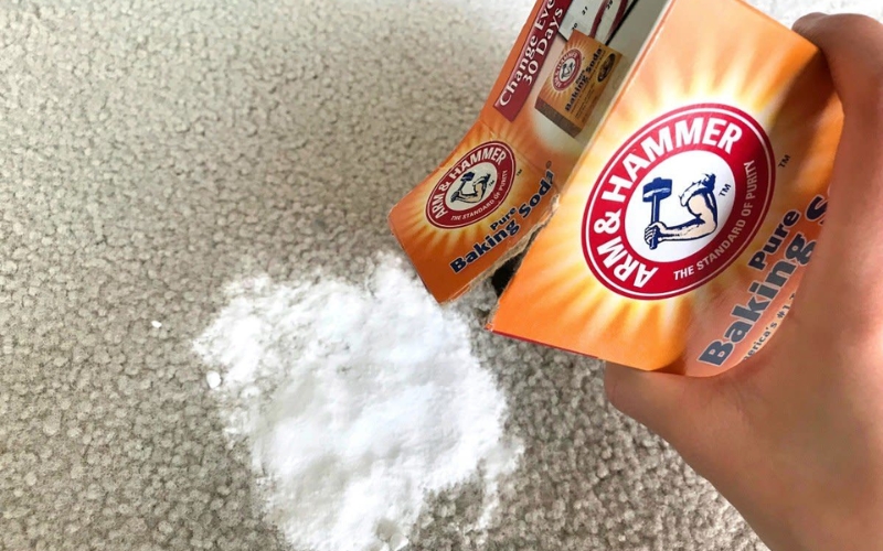 giặt thảm trải sàn bằng baking soda