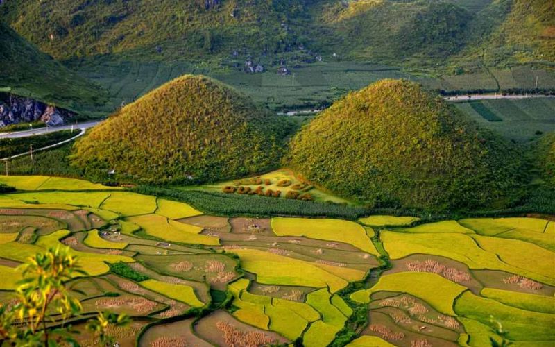 núi đôi quản bạ