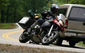 di chuyển bằng xe tự lái